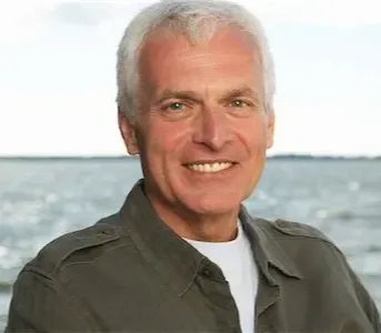 Mark T., 46 – Sydney, Australia